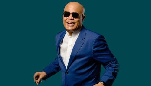 Руббигийн тоглолтын үеэр клубийн тааз нь нурж 98 хүн амиа алджээ