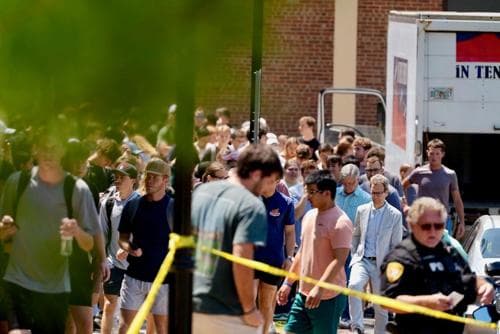 АНУ: 6 хүнийг буудсан оюутны ээж нь цагдаа байжээ