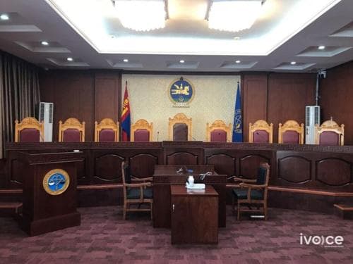 Үндсэн хуулийн цэцийн гишүүнд нэрээ дэвшүүлсэн хоёр иргэн байна