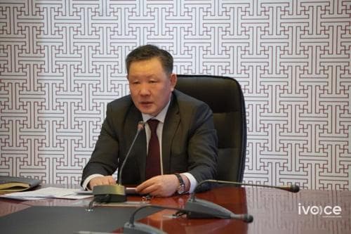 Л.Халтар: Ирэх аравдугаар сарын сүүл гэхэд Дарханы замын суурь хучилтыг бүрэн дуусгахаар зорьж байна