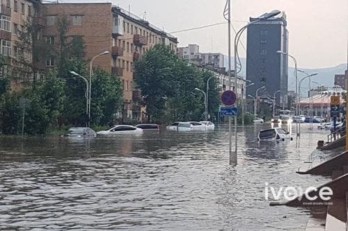 Болзошгүй үер, усны аюулаас сэрэмжилнэ үү!