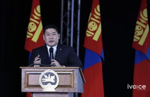 Ерөнхий сайд дүүрэг, хороодын Засаг дарга, хэсгийн ахлагч нартай уулзаж 2023 оны улсын төсвийн төсөлд санал авлаа