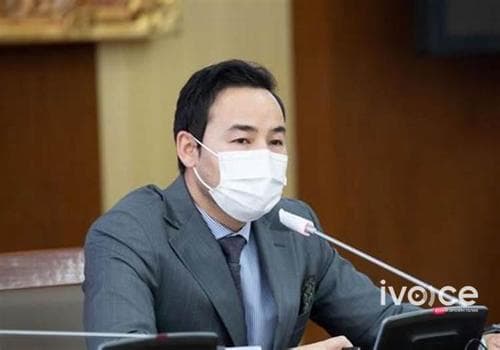 УОК: Кофе шоп, 10 хүртэлх хүнтэй сургалтын төв, бассейн, фитнесийг нээнэ