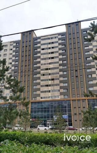 "Зүүн хүрээ шилтгээн" хотхоны барилга дундуураа цуурч, цонхнууд нь хагарчээ