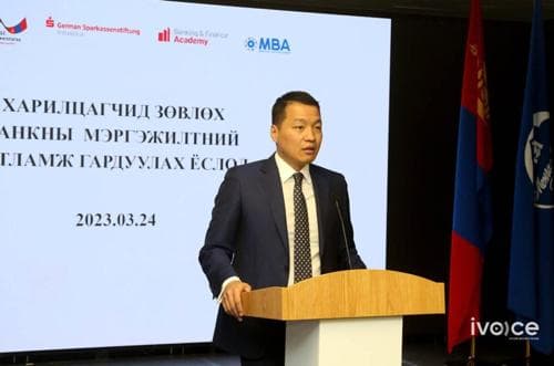 Харилцагчид зөвлөх банкны мэргэжилтнүүдэд сертификат гардууллаа