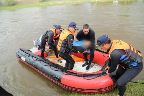 Живж байсан 34 иргэнийг аварлаа