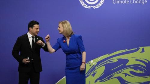 Лиз Трасс Володимир Зеленьскийгийн урилгыг хүлээн авч Украинд айлчлах болжээ