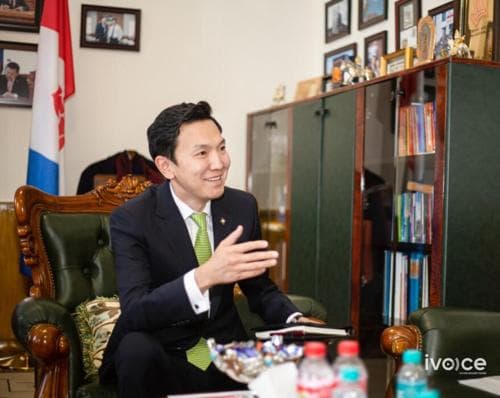 Н.Учрал: 21 дүгээр зууны залуус мэдээлэлтэй, мэдлэгтэй өөр болж, асуудлыг өөр өнцгөөс харж, судалгаа шинжилгээтэйгээр ярих болсон