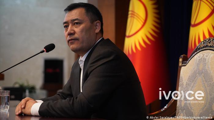 Киргиз улсын ард иргэд “ЕРӨНХИЙЛӨГЧИЙН ЗАСАГЛАЛ” хүсэж байна