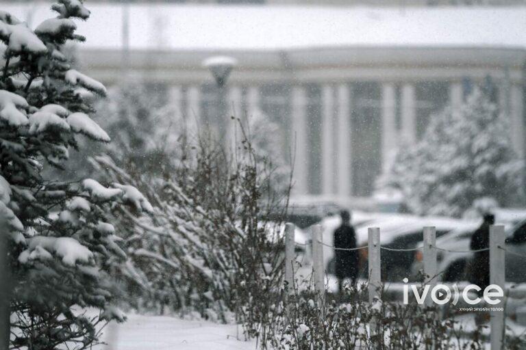ЦАГ АГААР: Улаанбаатарт өдөртөө 15 хэм хүйтэн, ялимгүй цас орно