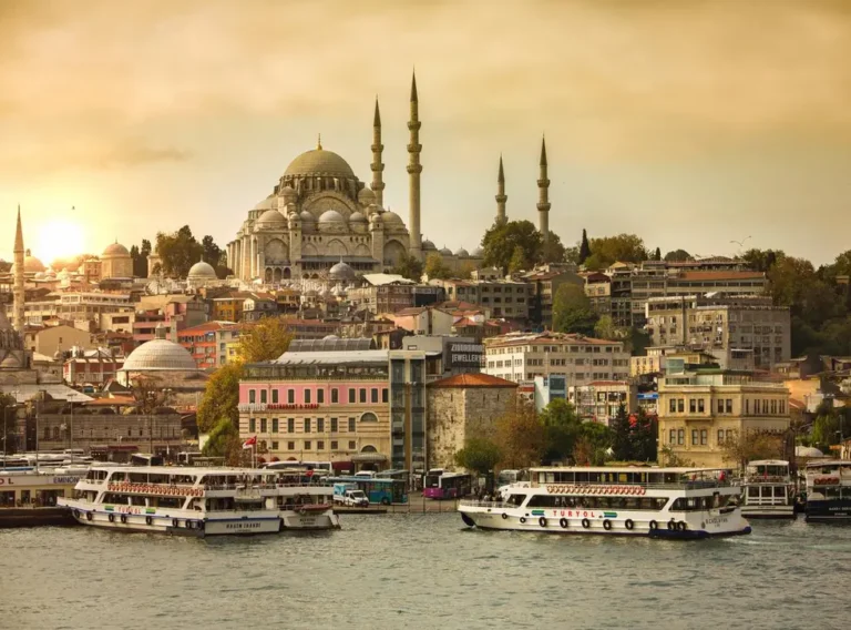 Истанбул-Улаанбаатар чиглэлийн анхны шууд нислэгийн тийзийн тусгай үнэ хоёр талдаа 2,070,000₮ байна
