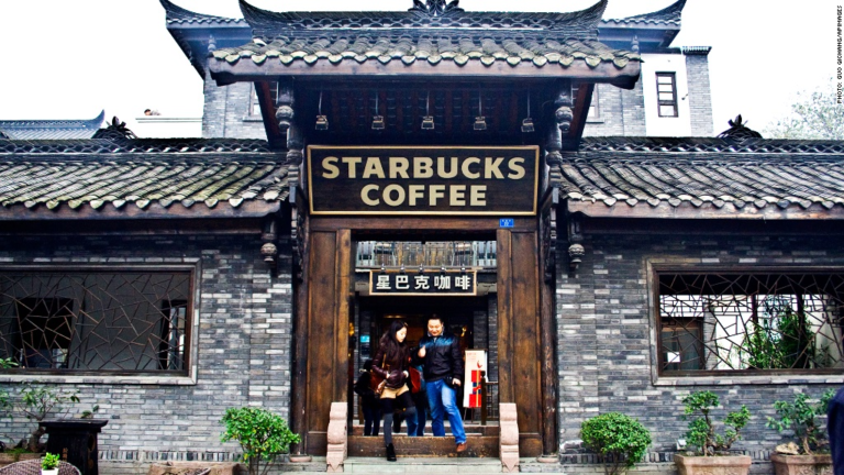 БНХАУ-д хөл хорионы улмаас “Starbucks” компанийн борлуулалт буурчээ