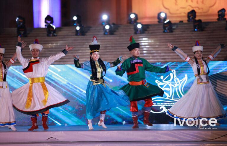 “Сүүн зам” бүжгийн наадамд Монгол, Японы 500 гаруй бүжигчин оролцов