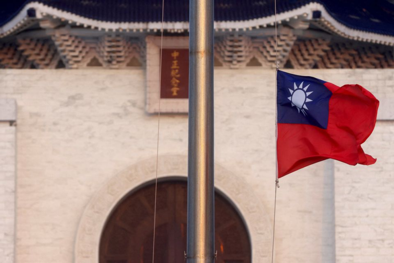 АНУ-ын Конгрессын төлөөлөл Тайваньд айлчилжээ