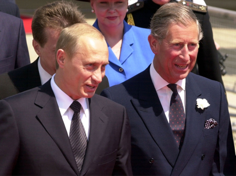 Владимир Путин Хаан III Чарльзд баяр хүргэжээ