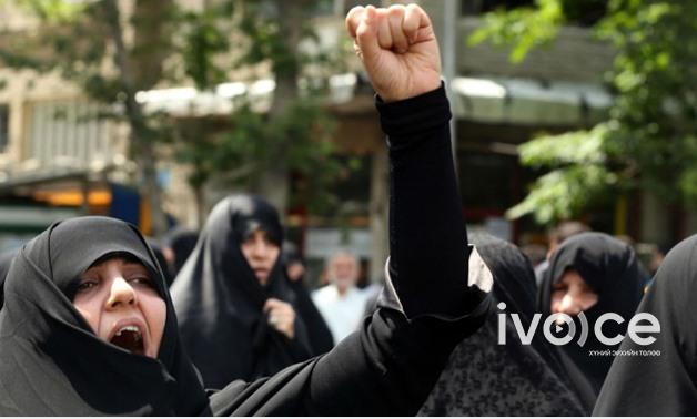 Иранд эмэгтэйчүүдийн жагсаалын үеэр 8 хүн нас барж, инстаграм руу нэвтрэх эрхийг хязгаарлалаа