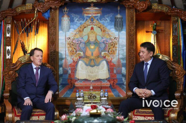 Монгол Улсын Ерөнхийлөгч У.Хүрэлсүх ОХУ-ын Холбооны Хурлын Төрийн Думын орлогч дарга А.В.Гордеевыг хүлээн авч уулзав