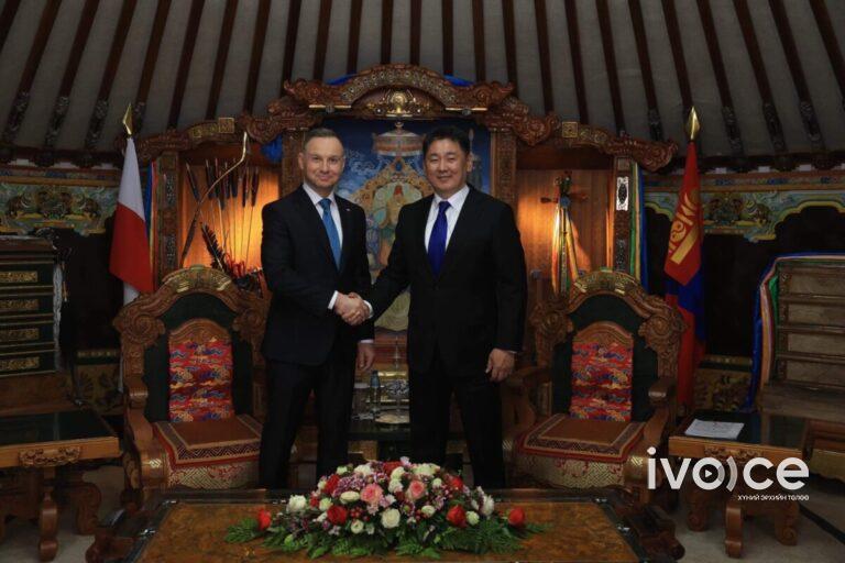 Монгол Улсын Ерөнхийлөгч У.Хүрэлсүх, БНПУ-ын Ерөнхийлөгч Анджей Дуда нар ганцаарчилсан уулзалт хийв