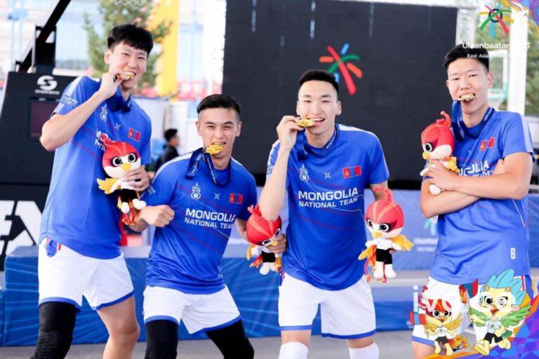 Монголын эрэгтэй баг Зүүн Азийн залуучуудын наадмын аварга боллоо