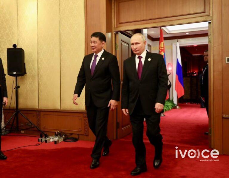 Монгол Улсын Ерөнхийлөгч У.Хүрэлсүх ОХУ-ын Ерөнхийлөгч В.В.Путинтай уулзав