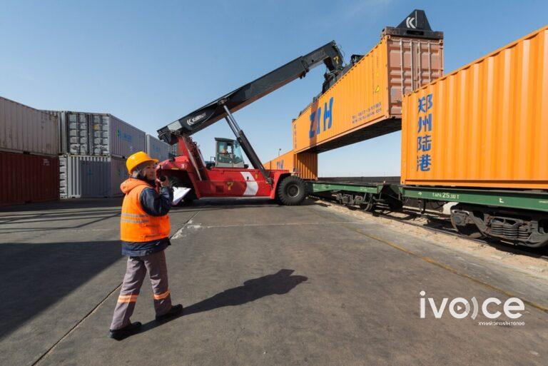“УБТЗ” ХНН: Замын-Үүдийн төмөр замаар хятадын талтай 15 сая тонн ачаа солилцоод байна