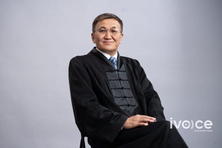 Шүүгч Д.Эрдэнэбалсүрэн Олон Улсын Эрүүгийн шүүхэд ажиллахаар сонгогдсон анхны монгол шүүгч болжээ