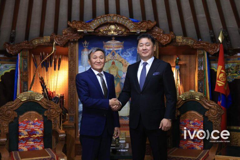 Монгол Улсын Ерөнхийлөгч У.Хүрэлсүх Олон улсын эрүүгийн шүүхийн шүүгч Д.Эрдэнэбалсүрэнд баяр хүргэв