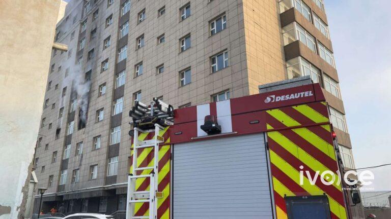 10 давхар барилгад гал гарч, таван хүн амиа алдаж, хоёр хүн угаартсан байдалтай эмнэлэгт хүргэгджээ